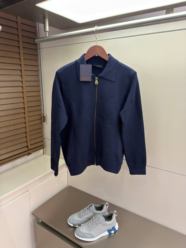 Louis Vuitton Blason Embossed Wool Zip ( Navy ) 