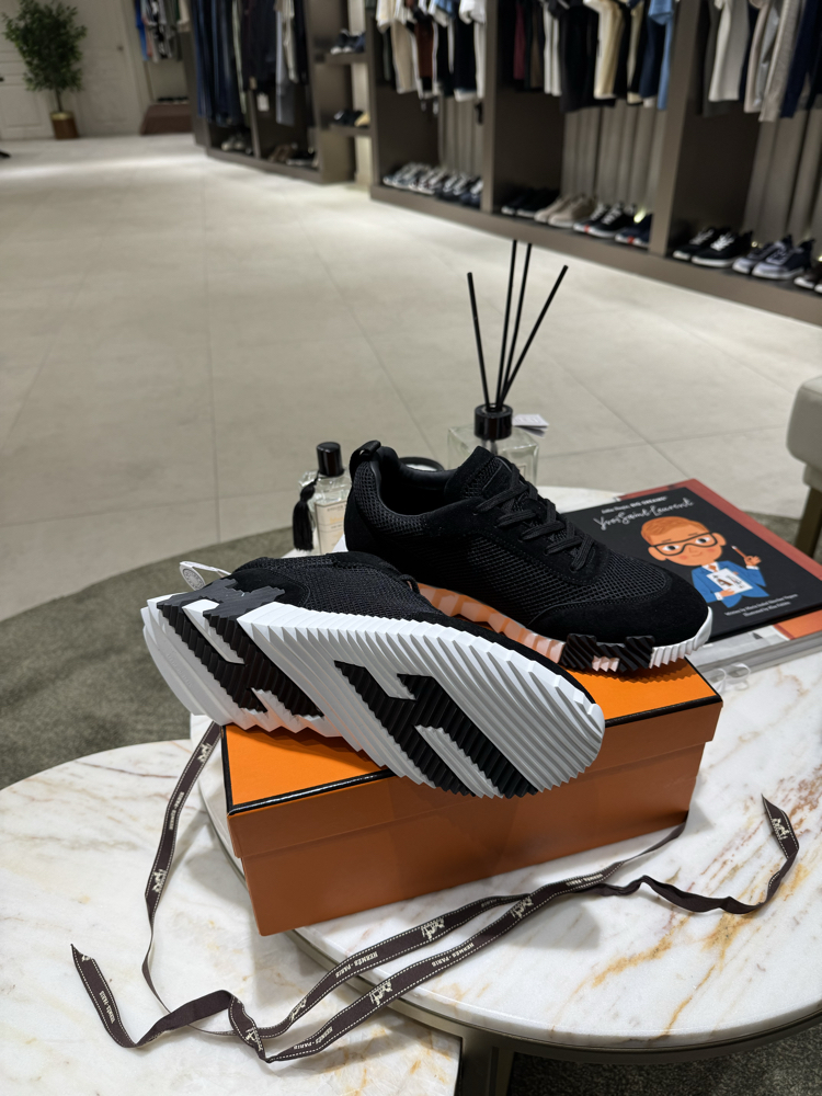 Hermes Bouncing Sneakers