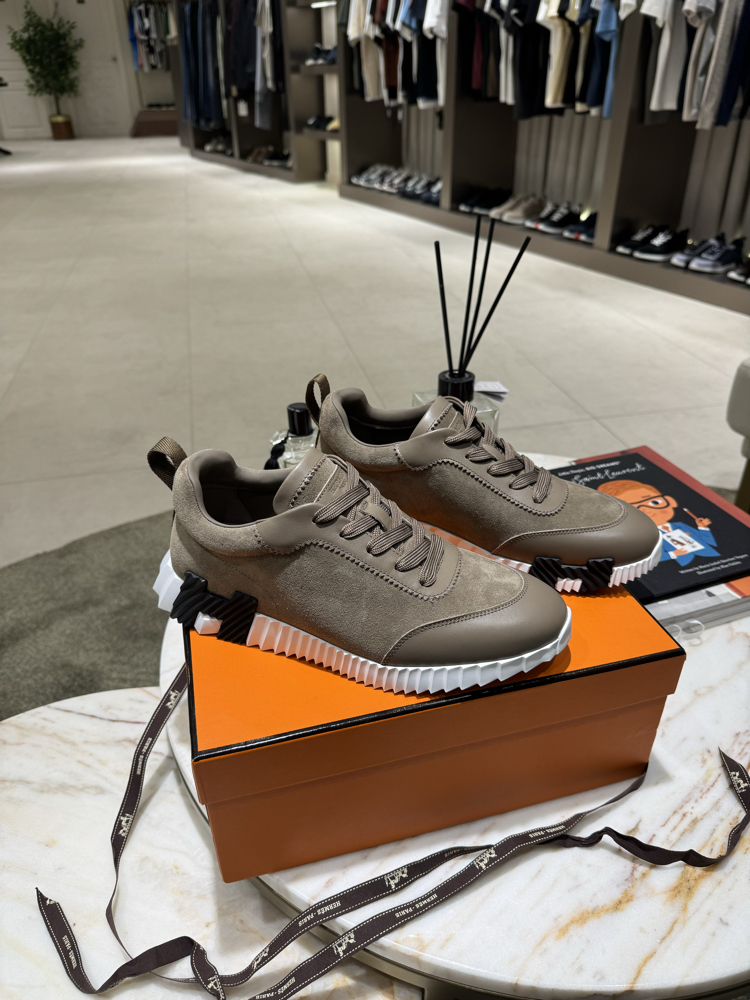 Hermes Bouncing Sneakers