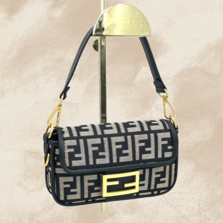 Fendi El Çantası