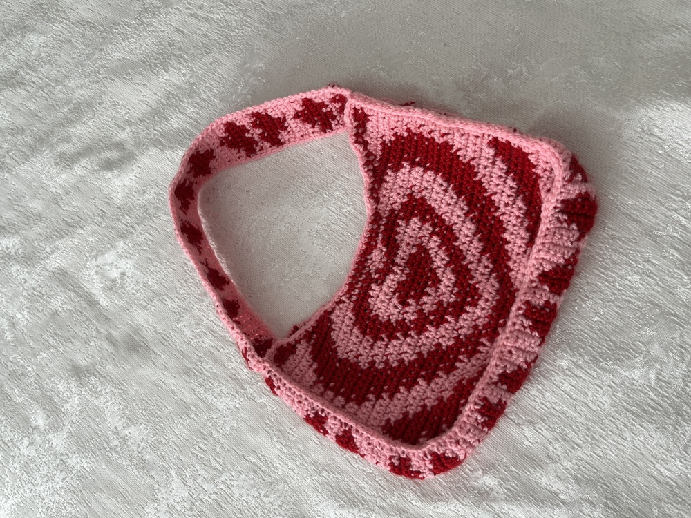 Kalpli Örgü Çanta – El Yapımı Tapestry Crochet Tasarım