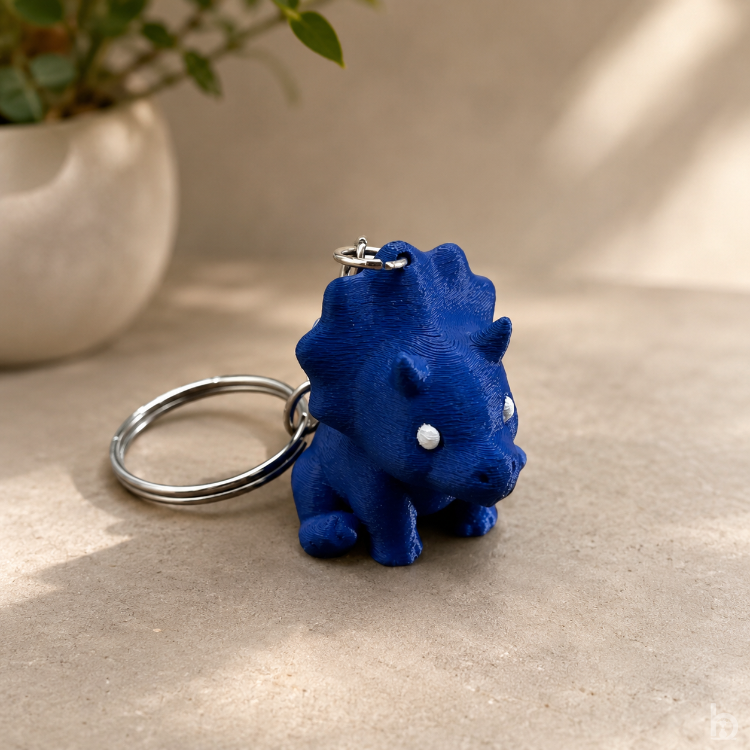 Renkli Mini Triceratops Figür Anahtarlık – Dinozor