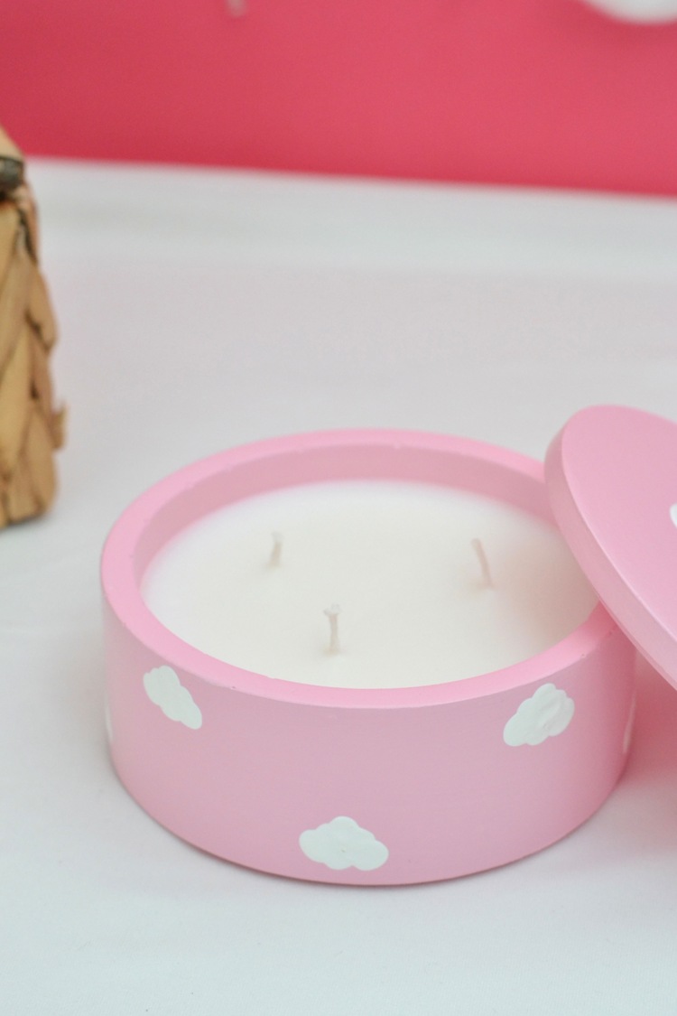 Bulutlu Büyük Kutuda Mum - Pembe
