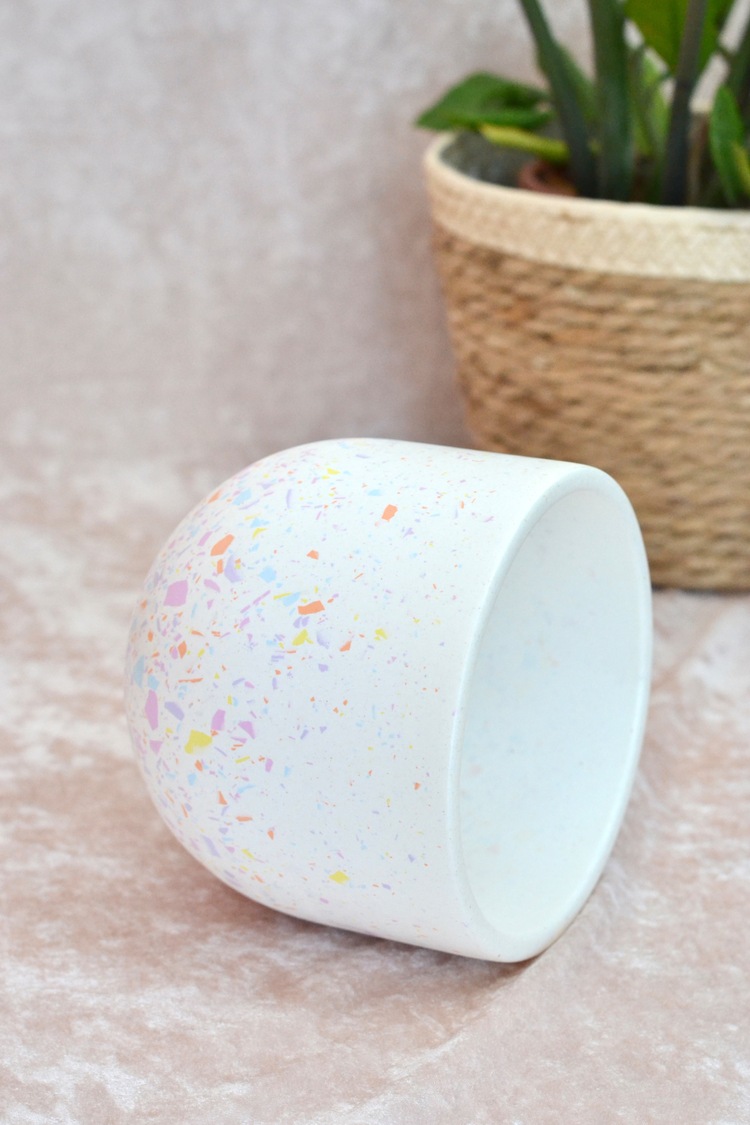 Renkli Terrazzo Oval Tabanlı Saksı