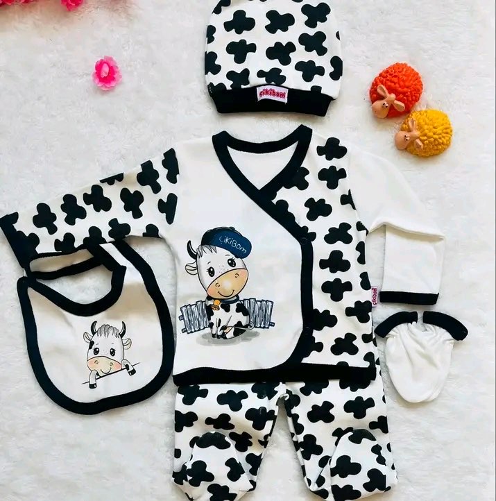 Sevimli inek desenli 5li bebek takımı