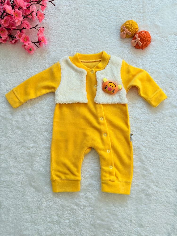Welsoft boleralı kadife kız bebek tulumu
