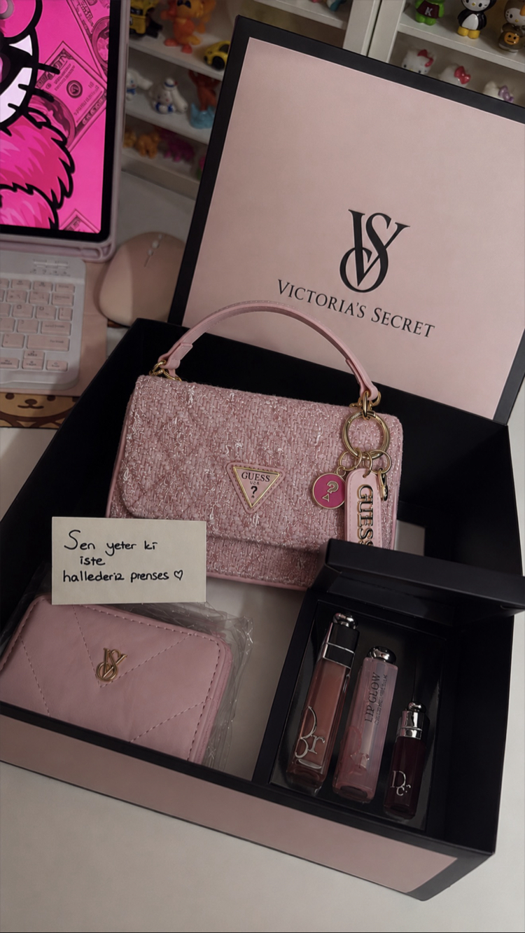 Pink set