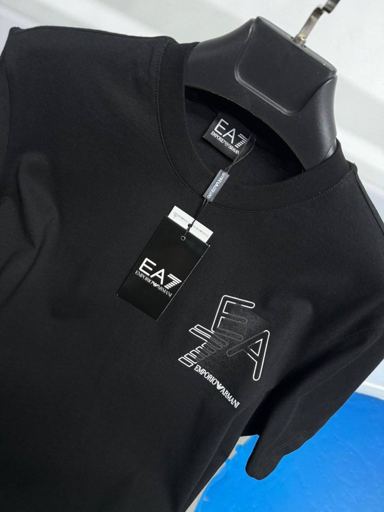 Emporio Armani Siyah tişört