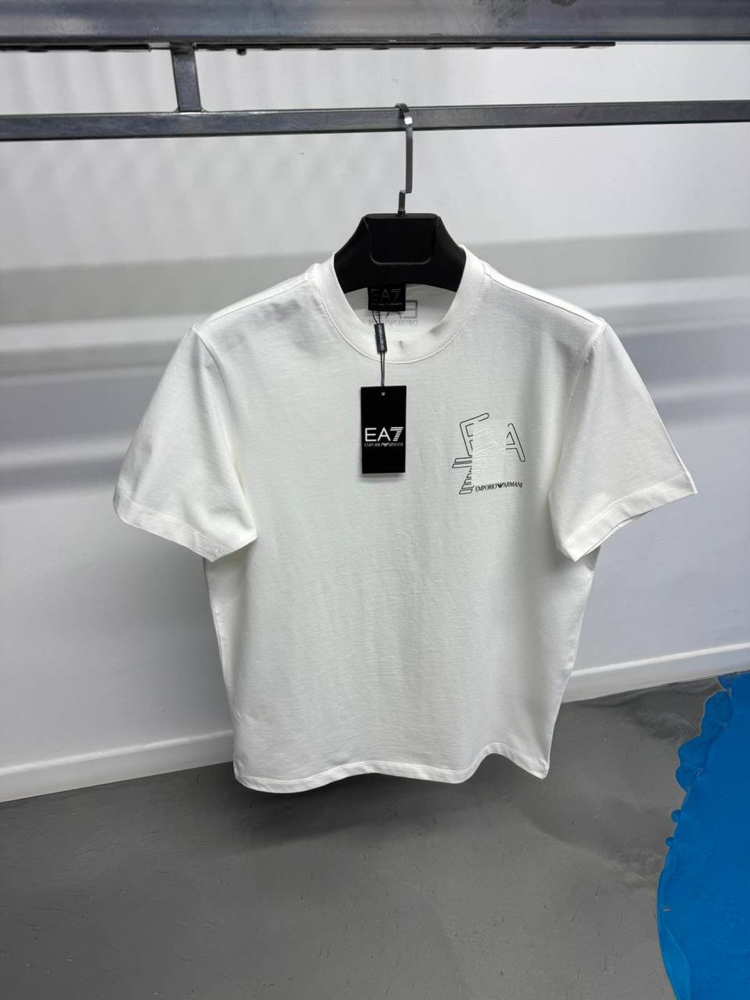 Emporio Armani beyaz tişört