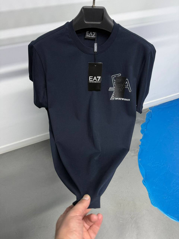 Emporio Armani lacivert tişört