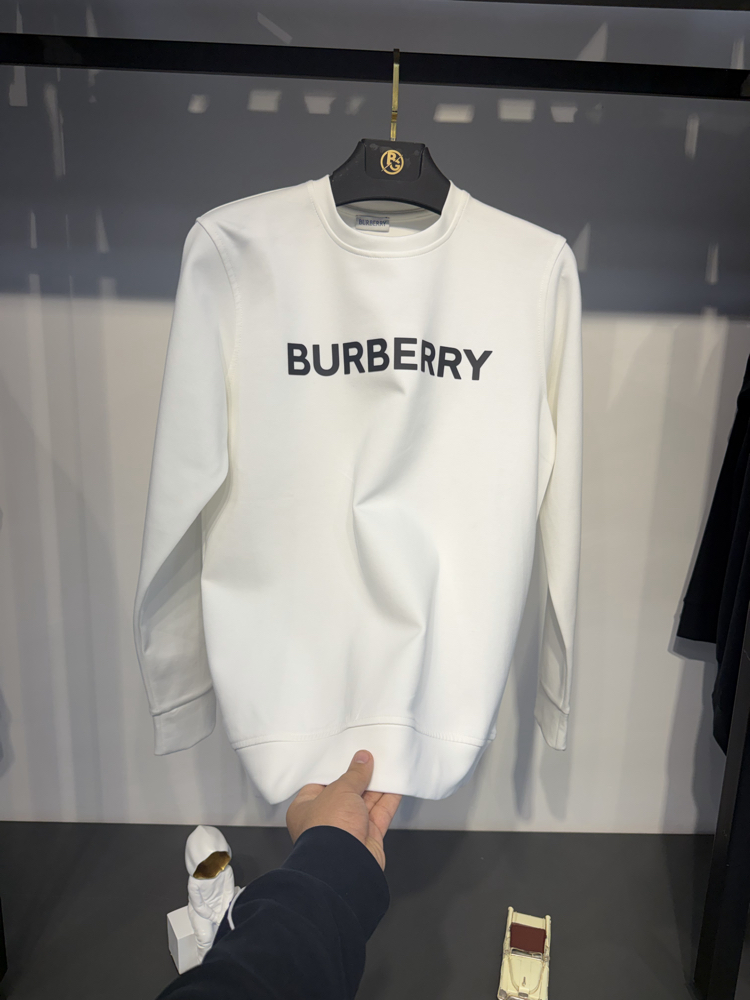 BURBERRY Yeni Sezon Beyaz Kazak