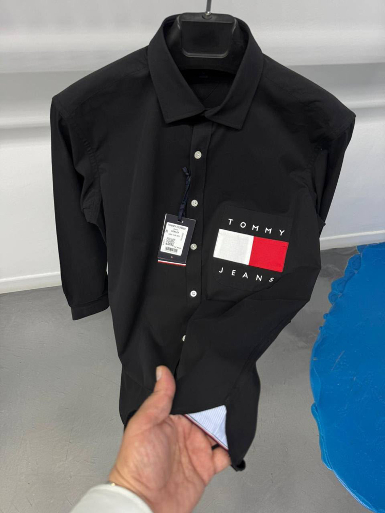 Tommy Gömlek