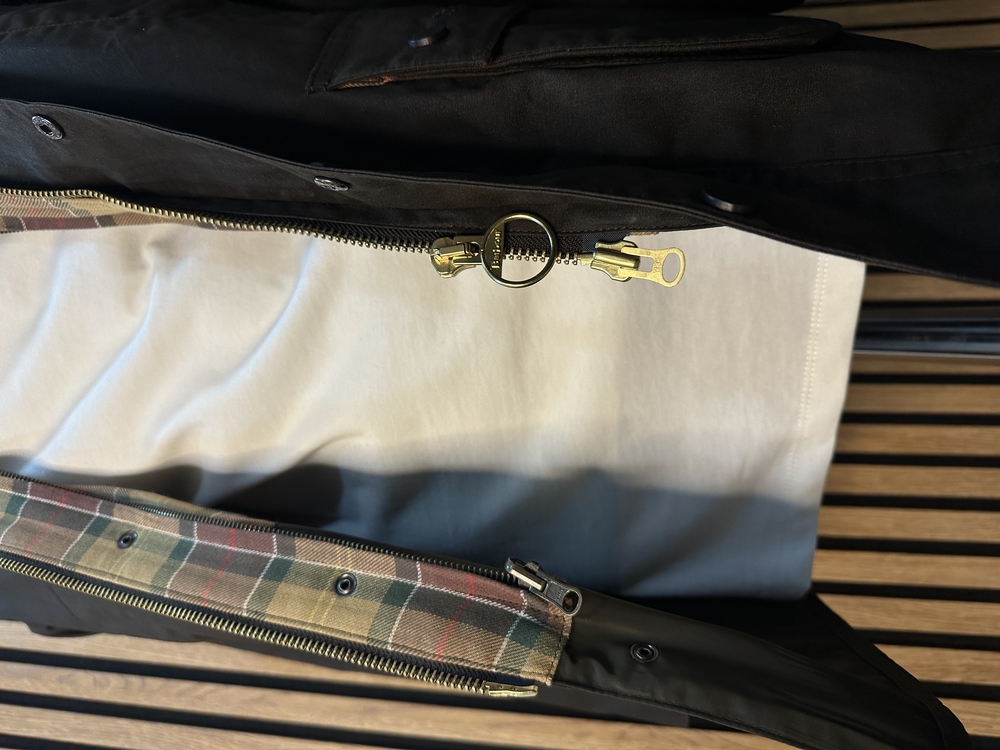 Barbour Mont koyu Kahve wax Tam kalıp (YELEKSİZ)
