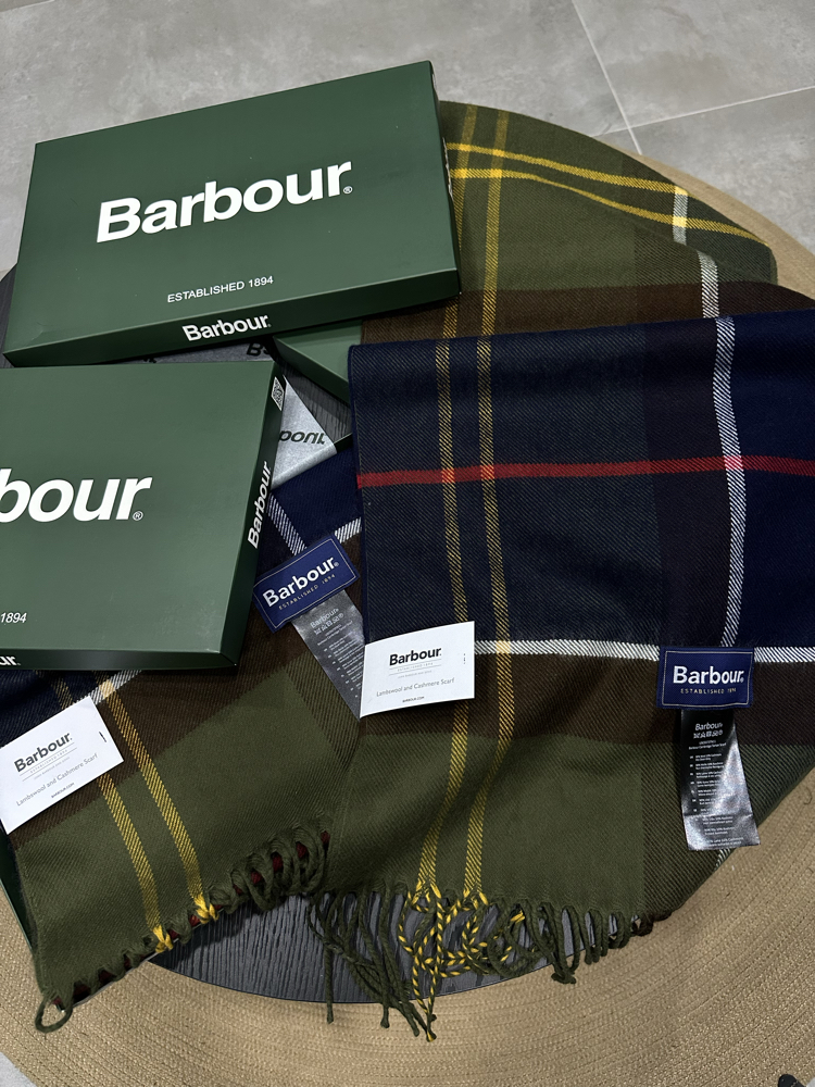Barbour Kutulu Atkı !