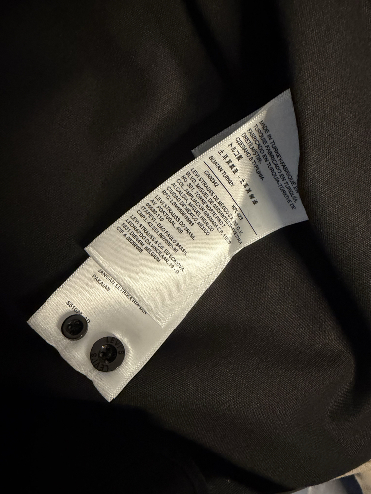 Levis (Tam Kalıp ) Laci Gabardin gömlek