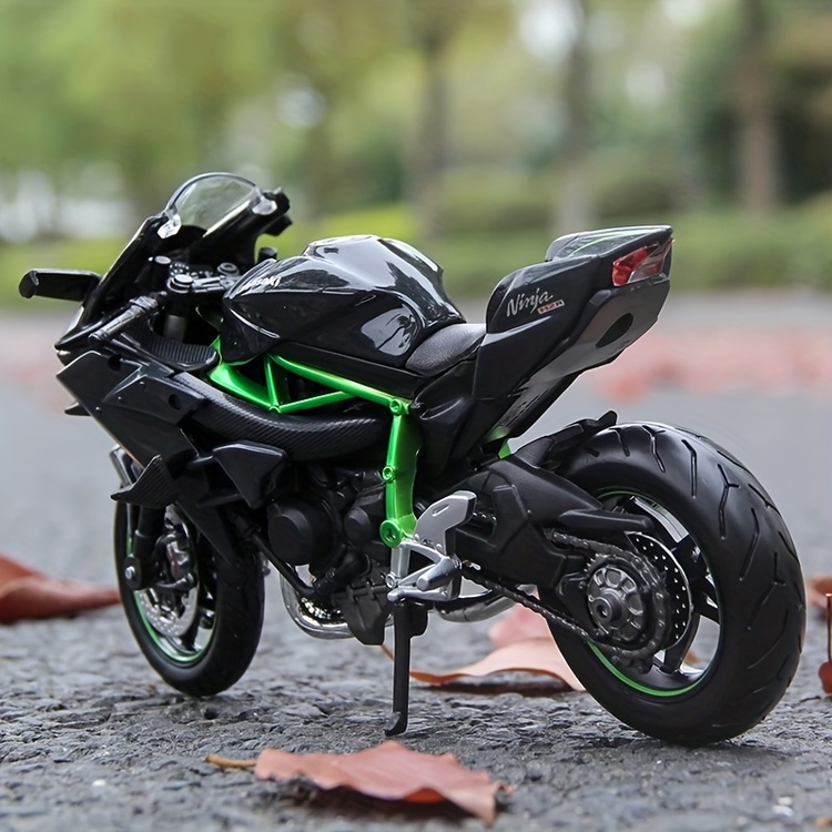 Kawasaki H2R Ninja – 1:18 Ölçekli Diecast Motosiklet Modeli | Yüksek Detaylı Döküm Tasarım
