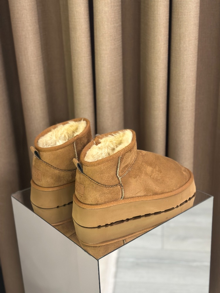 Ugg Bot Taba