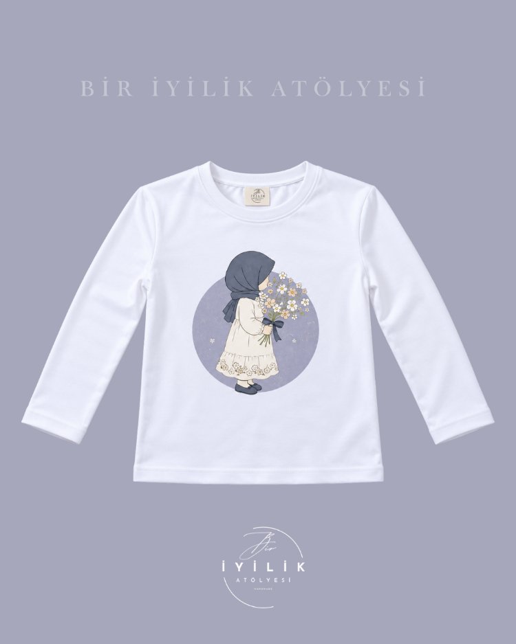 "Leylak Güzeli" Özel Tasarım Tişört