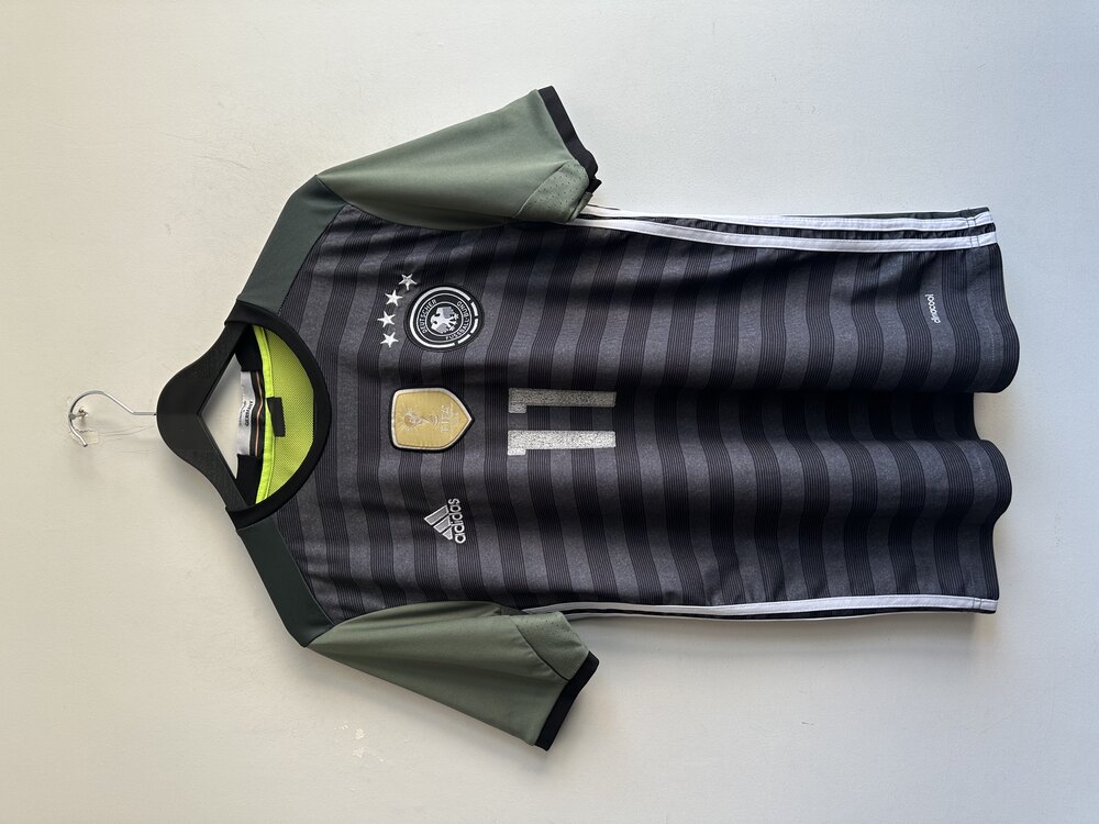 Vintage Adidas Forma