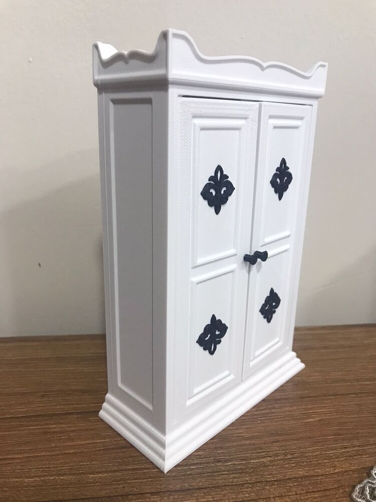 Dollhouse için Dolap