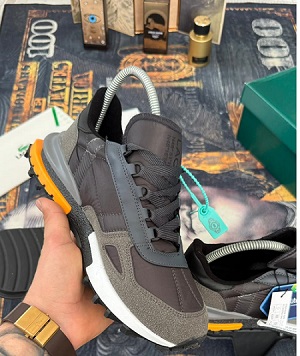 LACOSTE GREY