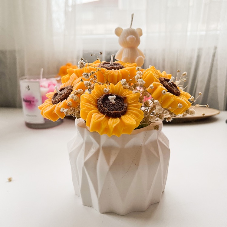Ayçiçek Figürlü Çiçek Kokulu Mum Buketi, %100 Soya Wax