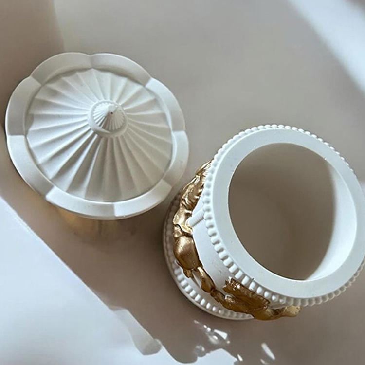 Atlı Karınca Gold Detaylı Carousel Dekoratif Takı Kutusu Boş Kutu