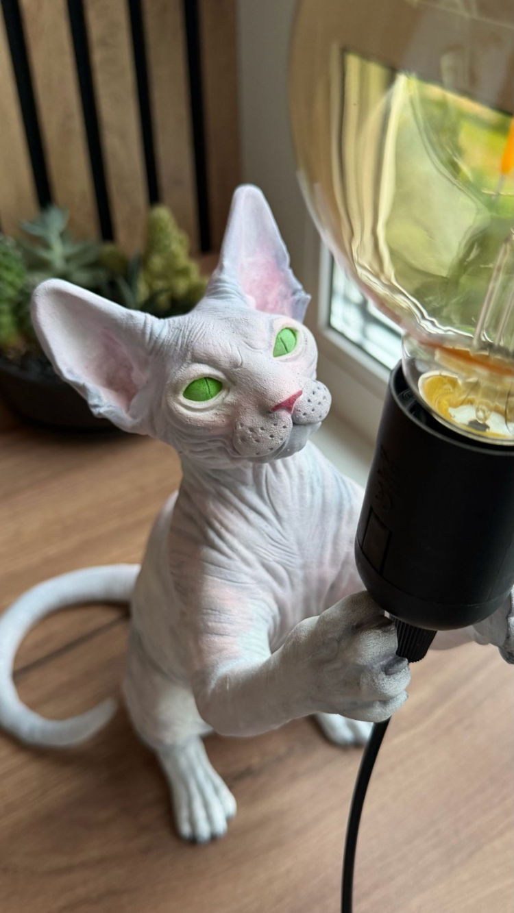 Sfenks Kedi Masa Lambası