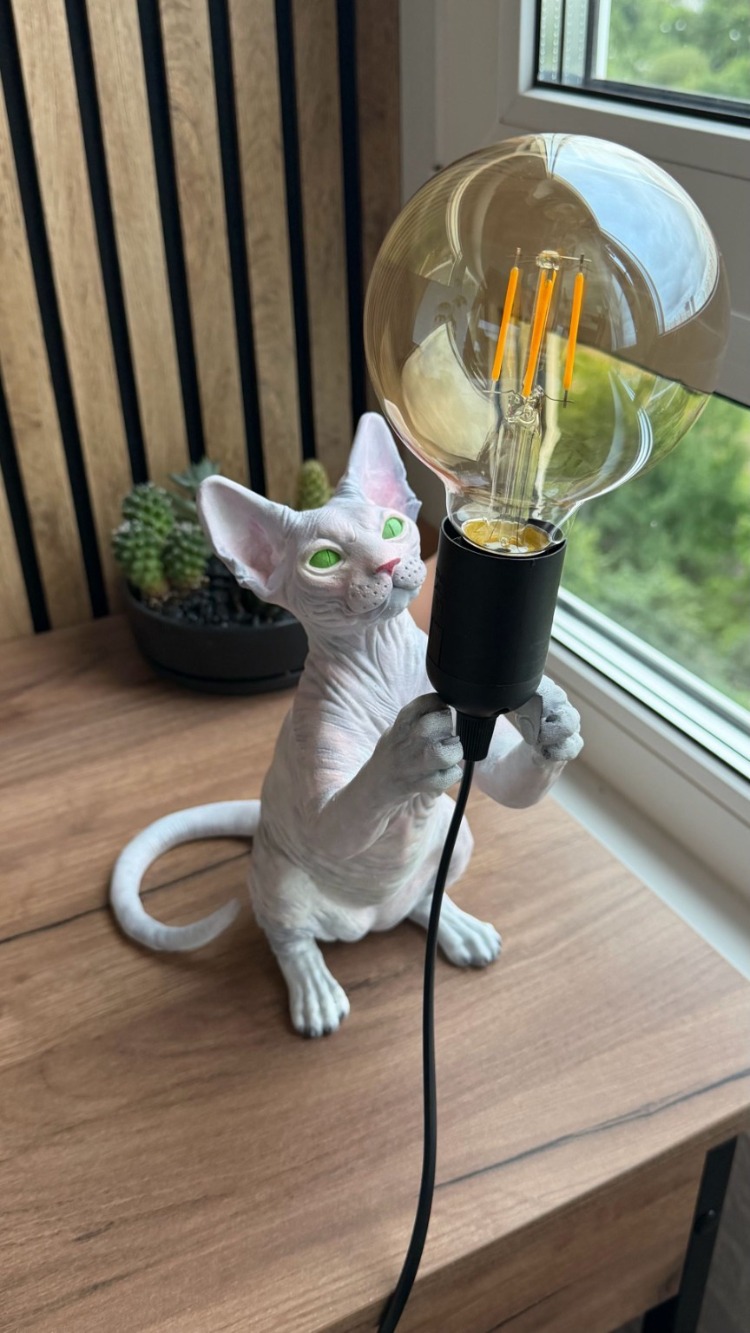 Sfenks Kedi Masa Lambası