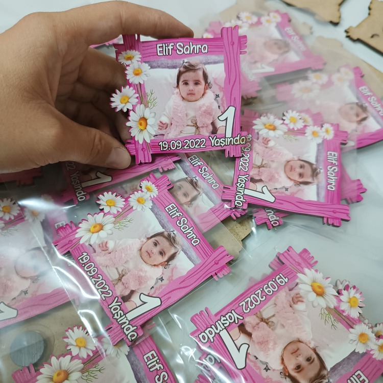 Papatyalı Doğum Günü Magneti