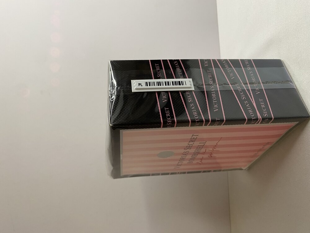 Victoria's Secret Bombshell kadın parfümü 