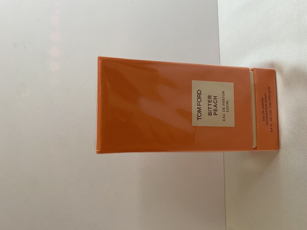 Tom ford bitter peach kadın parfümü 