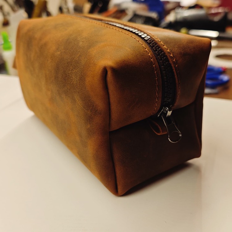 Dopp Bag el çantası.
