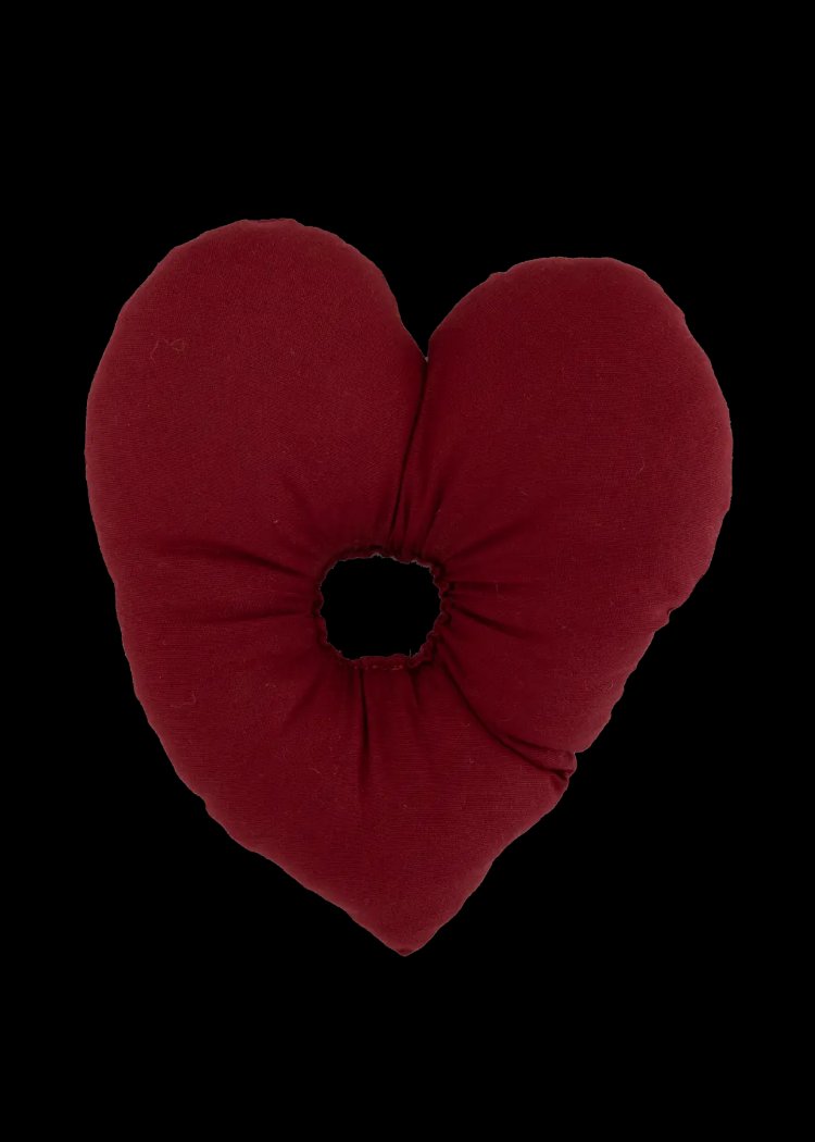 ilo and friends Heart Scrunchie Toka