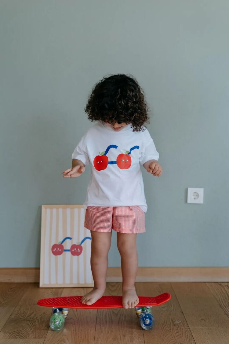 ilo and friends Apple of My Eye Tshirt