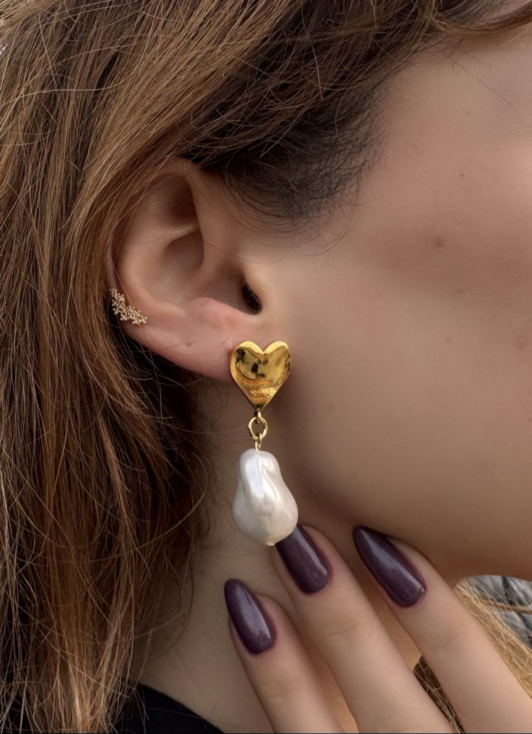 Amoré Pearl Earrings 