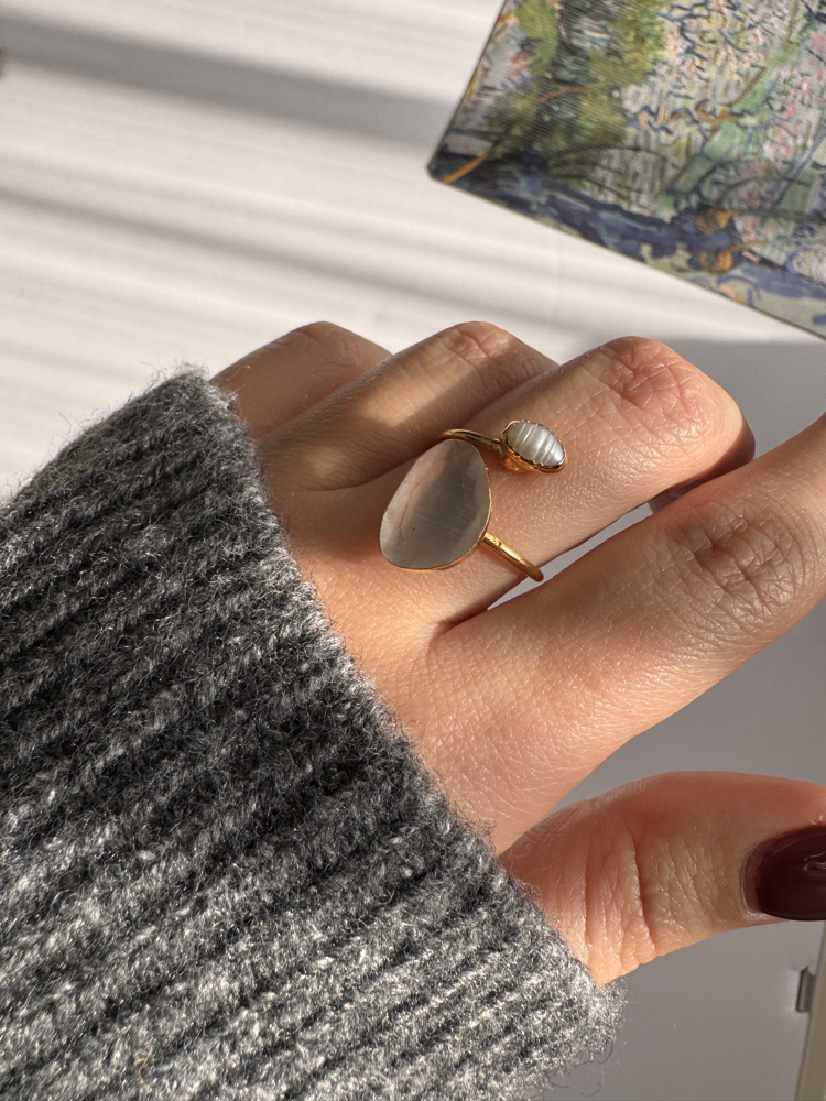 Noirè Ring