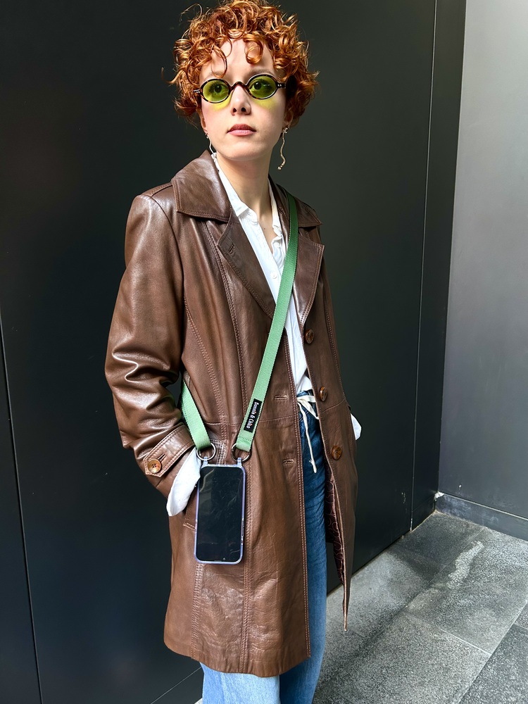 Olivia telefon askısı