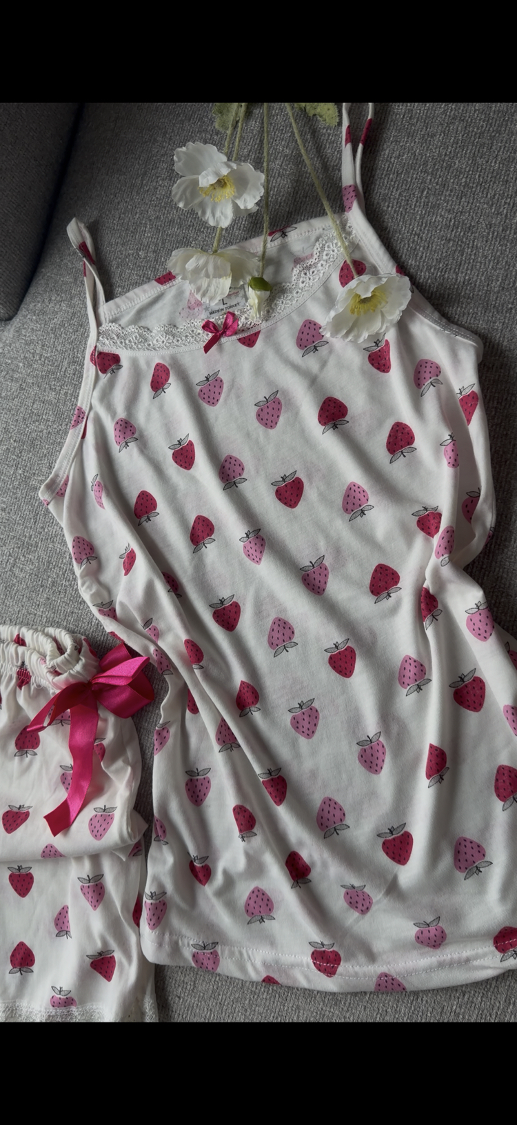 Pamuklu Çilekli pijama takımı