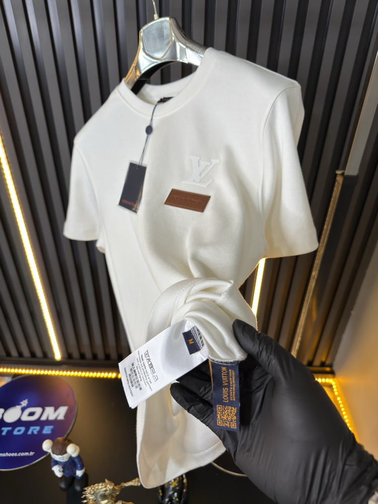 LOUIS VUİTTON PREMIUM T-SHIRT code:00072