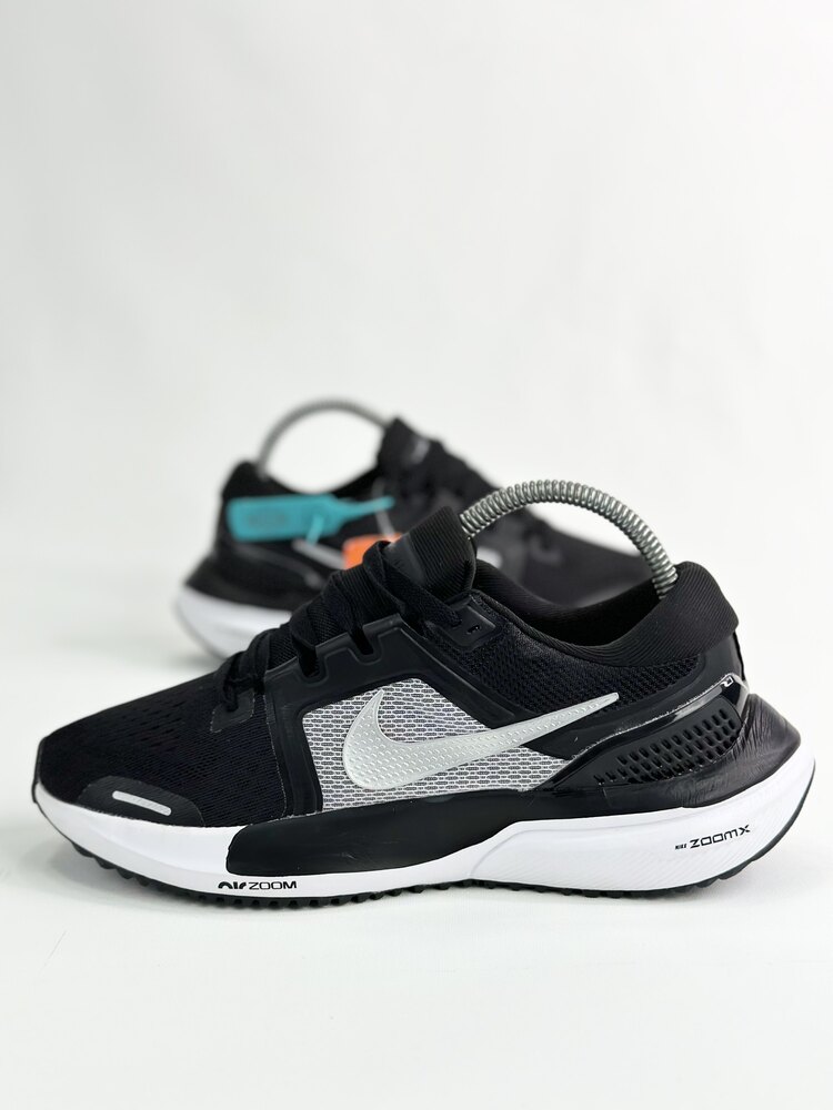 NİKE AİR ZOOM VOMERO 16 ROAD RUNNING