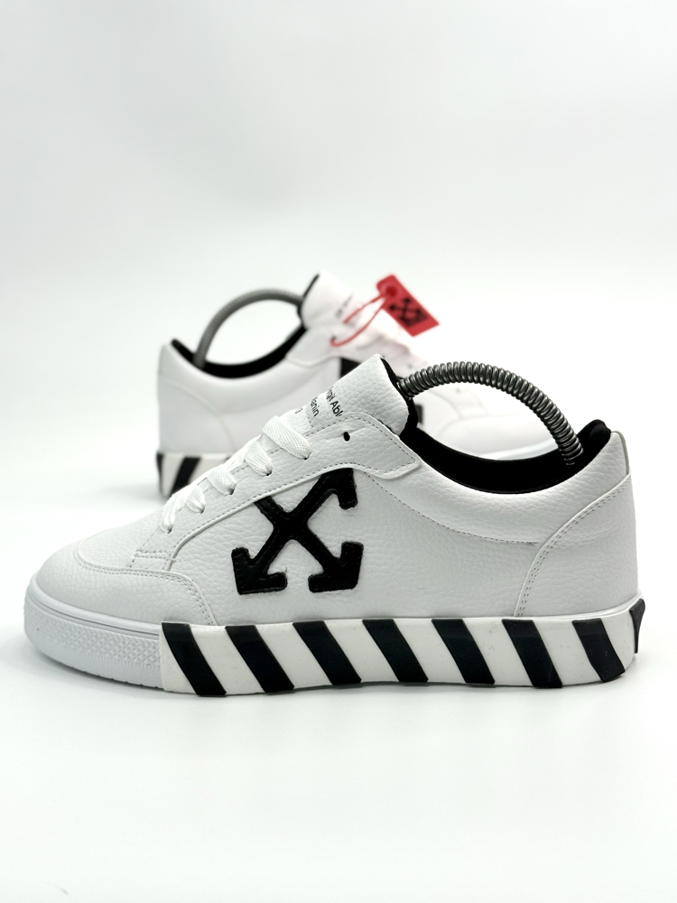 OFF WHİTE SNEAKER 