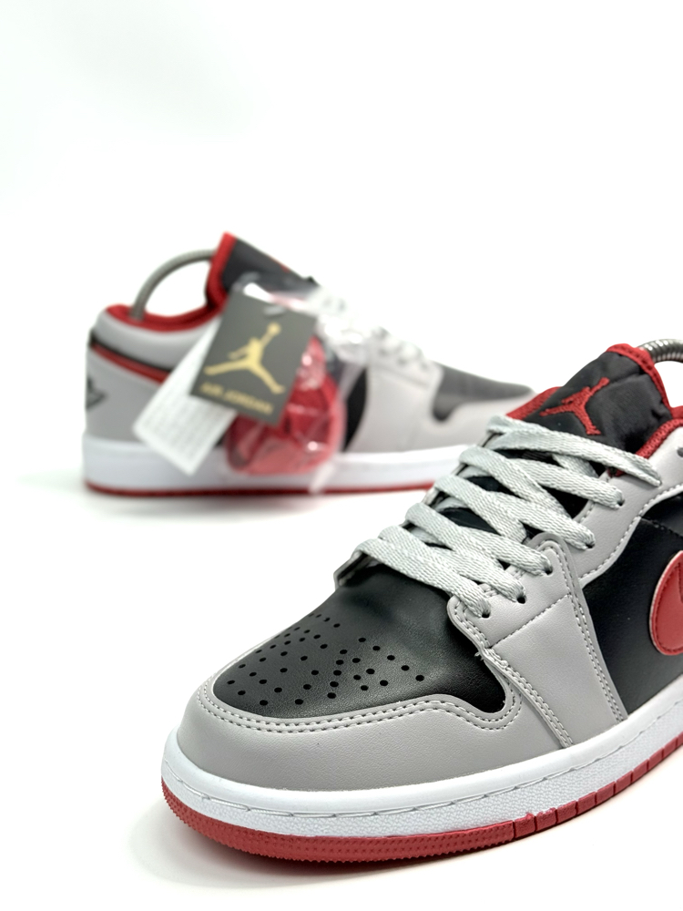 AIR JORDAN 1 LOW RED