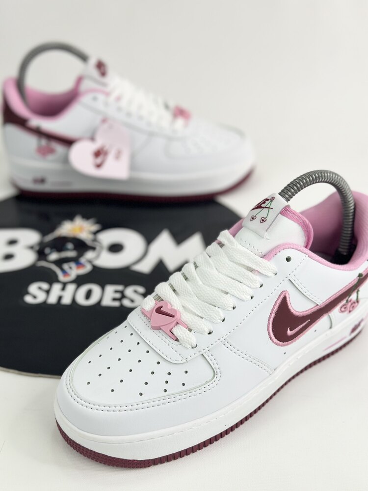 NİKE AİR FORCE 1 LOW VALENTİNE’s DAY