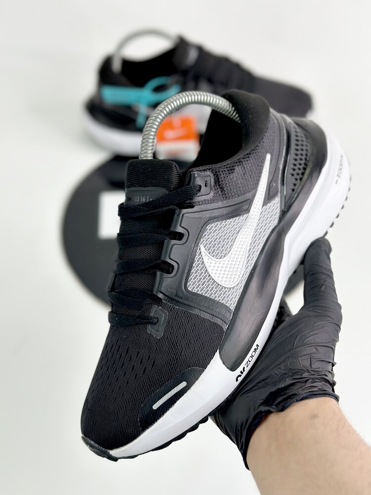 NİKE AİR ZOOM VOMERO 16 ROAD RUNNING