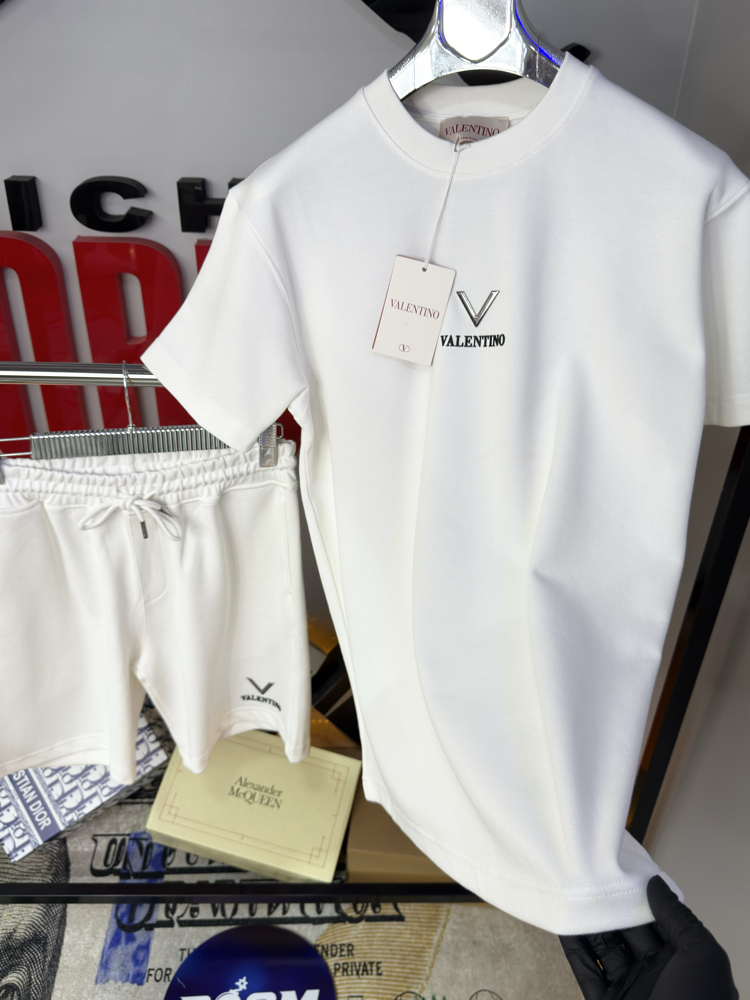 VALENTİNO PREMIUM LOGO BASKI T-SHIRT ŞORT TAKIM code:00174