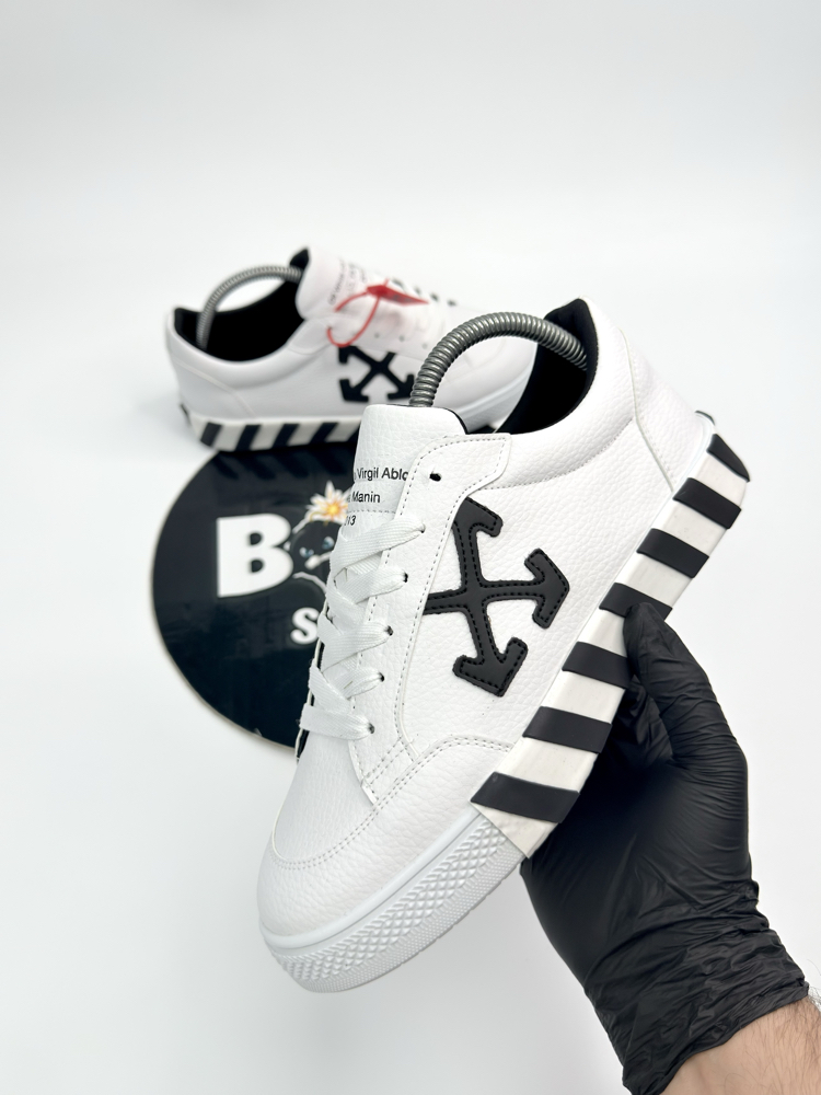 OFF WHİTE SNEAKER 