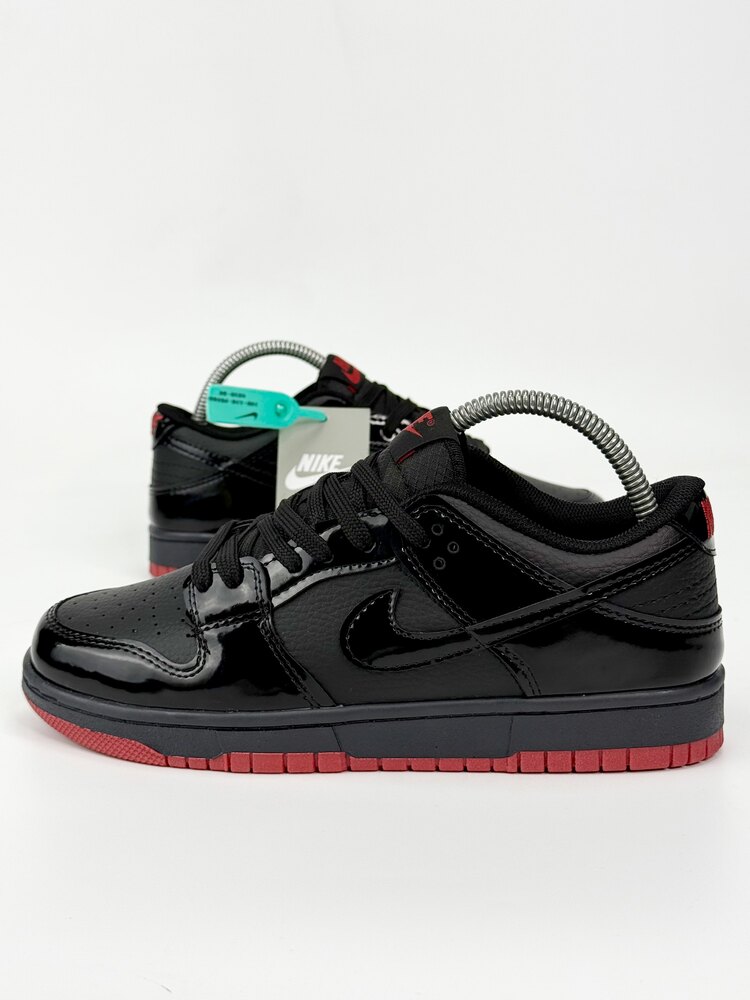 NİKE DUNK LOW SB MAFİA