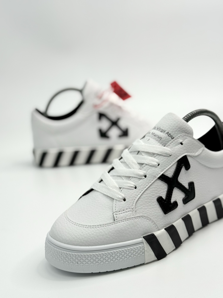 OFF WHİTE SNEAKER 