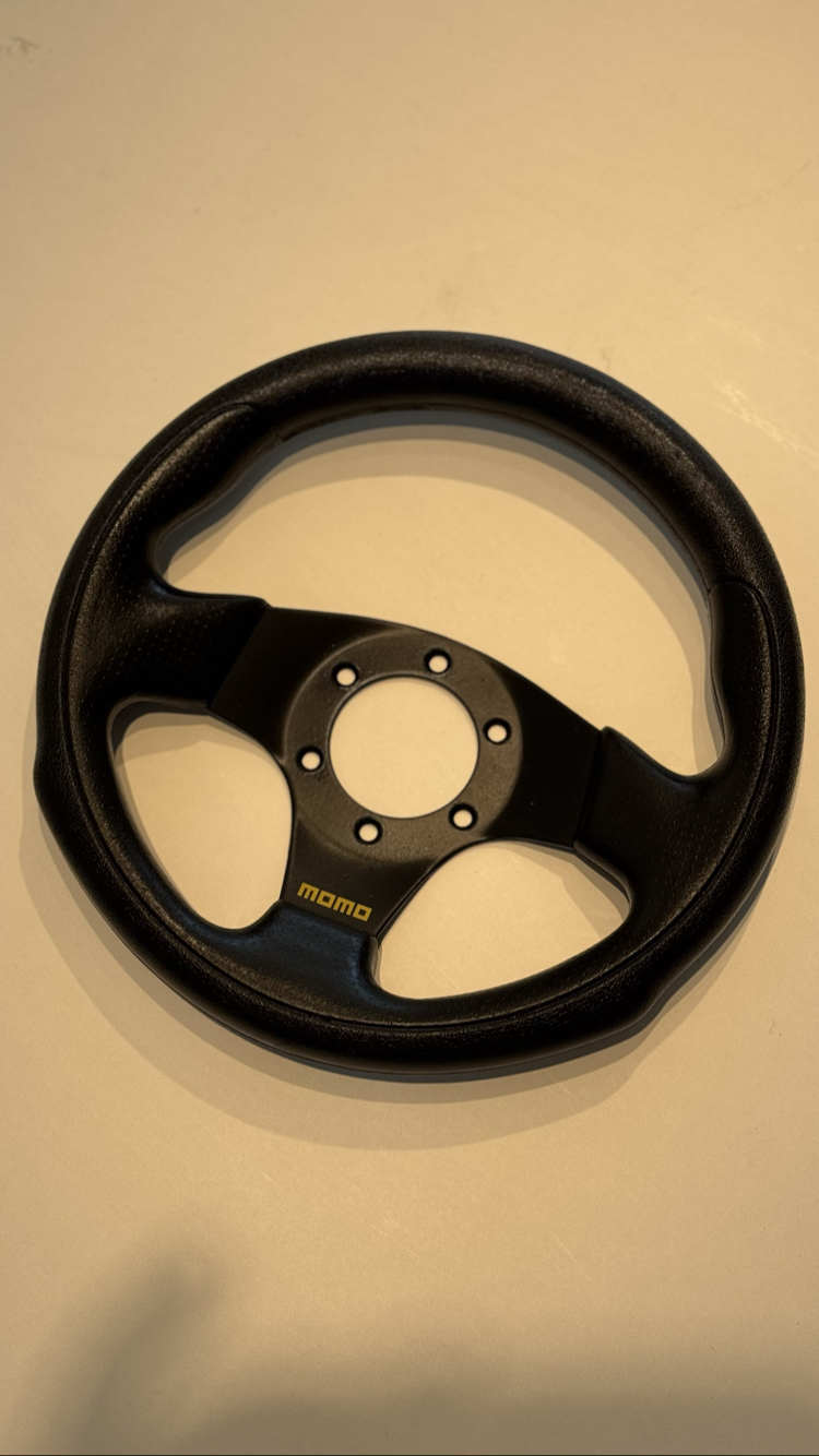 32 CM MOMO DİREKSİYON